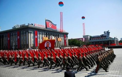 БНАСАУ “Солонгосын хойгийг цөмийн зэвсэггүй болгох” уриатай зоос гаргажээ 
